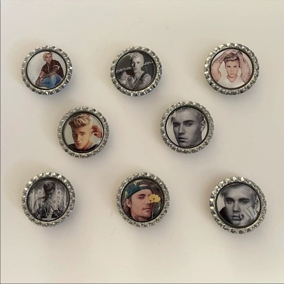 8 Piece Justin Bieber Magnet Set